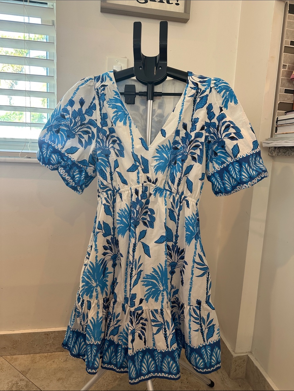 Lilly Pulitzer Blue and White Floral V-Neck Tiered Dress With Pockets
